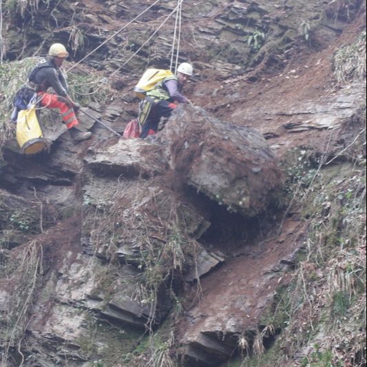 Geotechnic boulder removal via Rope Access, Devon